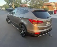 2014 Hyundai Santa Fe AWD Elite Limited – 7 Seater SUV - Image 3