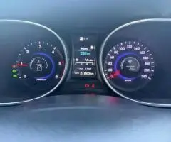 2014 Hyundai Santa Fe AWD Elite Limited – 7 Seater SUV - Image 10